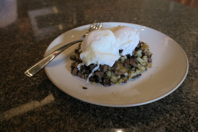 Poached Egg and Steak Hash